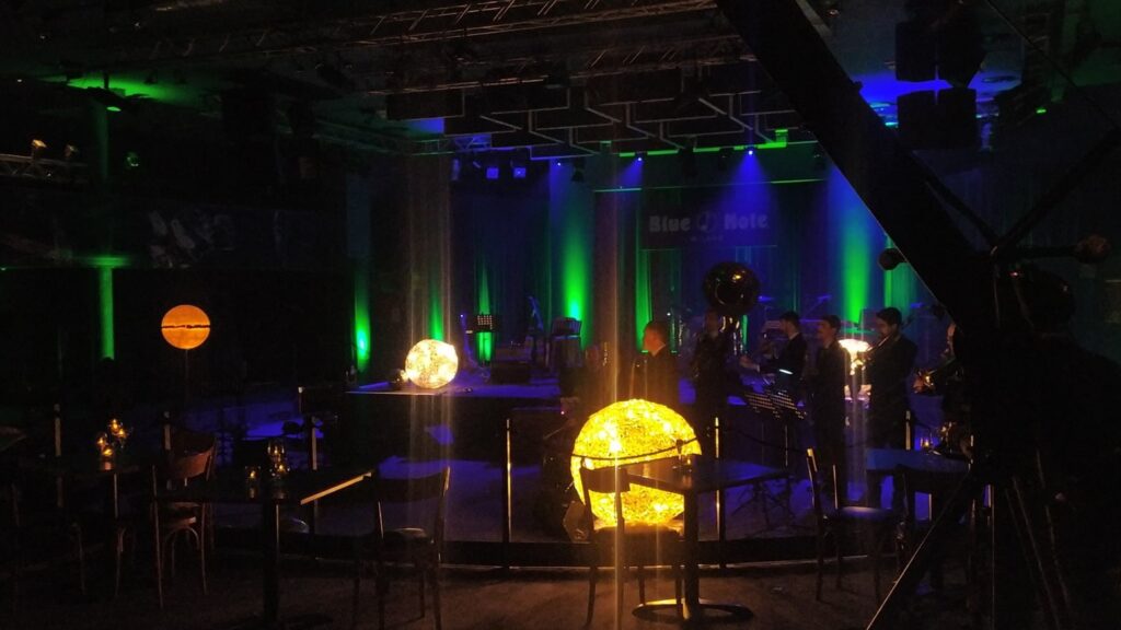 Many Hearts One Love, Blue Note Milano: lighting by Photonika