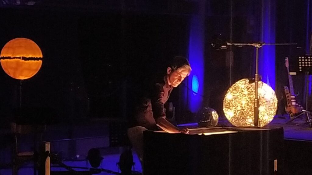 Many Hearts One Love, Blue Note Milano: lighting by Photonika