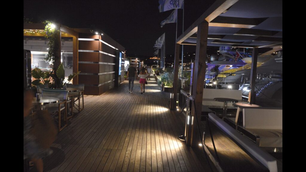 Waterfront Costa Smeralda, Porto Cervo: lighting by Photonika
